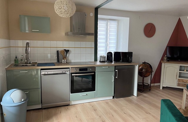 Maison Calme à Allassac, Animaux à 4 Pattes Acceptés