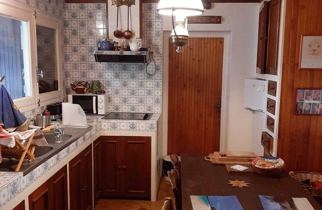 Maison en Pleine Campagne Avec Piscine Privée. Les 4 Pattes Sont Acceptés