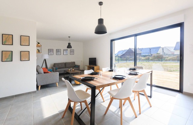 Maison Jacuzzi 50 m de la Plage