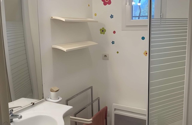 Maison Montagnac – Haven of Peace with Enclosed Garden in the Heart of the Lot