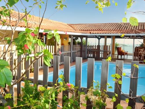 Maison spacieuse avec piscine privée à Le François