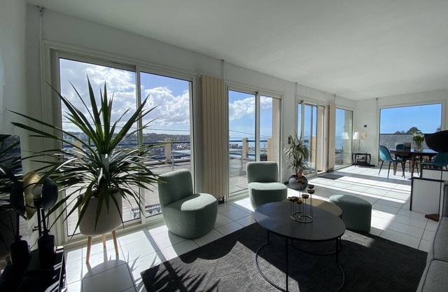 Maison vue Mer, Port et Ville