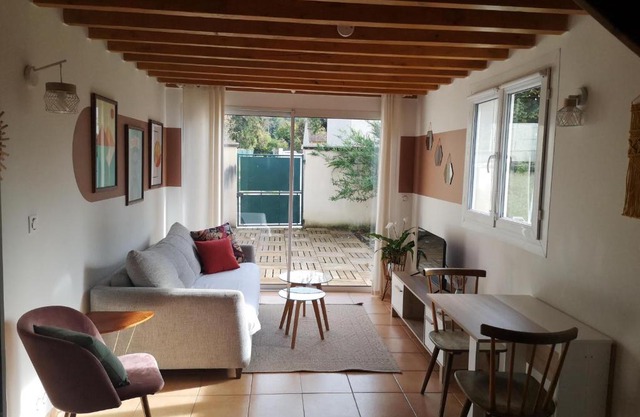 Maisonnette de Charme à 10min de Fontainebleau