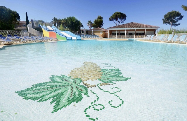 Maisonnette Duplex Abordable | Accès 2 Piscines