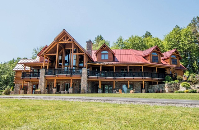 MAJESTIC LAKE FRONT LUXURY ADIRONDACK LODGE FEATURING 8,898 SQ. FT LIVING SPACE