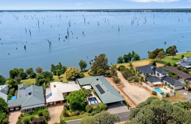 Majestic Murray Riverfront