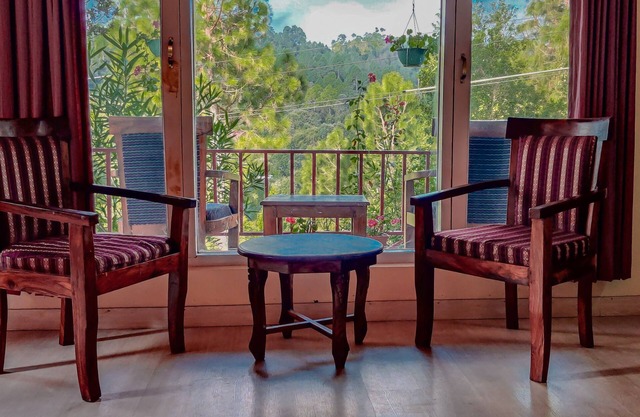 Majkhali Woods, Ranikhet, By Himalayan Eco Lodges