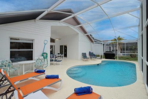 Makin Dreams with White Rose Villas - Private Pool - Game Room - Family Friendly - Nr Disney