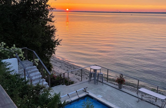 Malibu Vibes, Luxury Modern, Pool, Private Beach