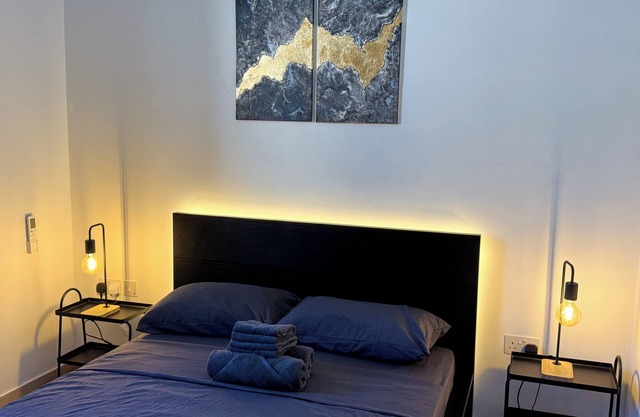 Malta Rooftop Terrace 2 BR 10 min Valletta, WIFI