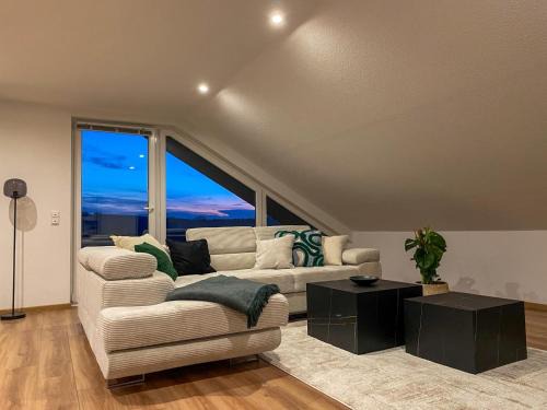 MaMa-Apartments - Netflix, Balkon, Kaffee & Tee, WIFI, Waschmaschine, familienfreundlich, kostenloser Parkplatz - 125 qm