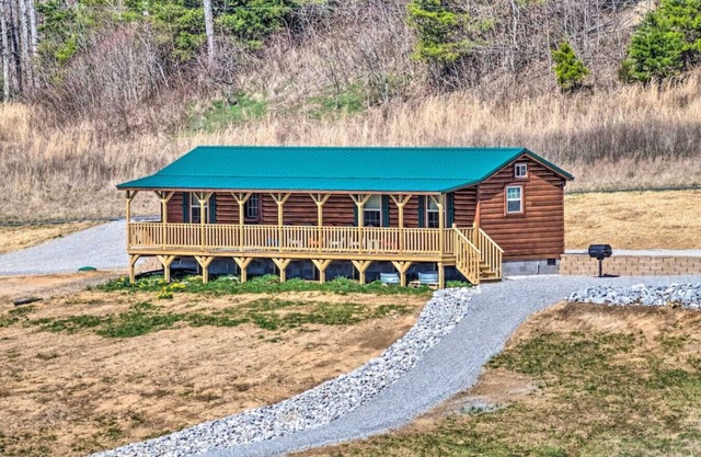 Mammoth Cave Cabin Rentals 5 - 12.8 miles from Mammoth Cave National Park