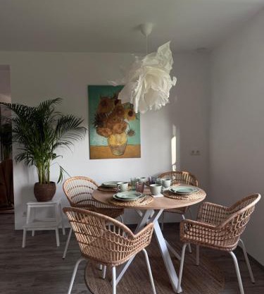 Mams-Cottage-Brunhilde