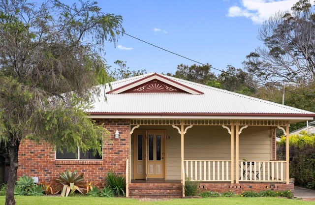 Mango Tree Cottage - Relaxed Coastal Retreat in Sawtell – Ideal for Family Getaways