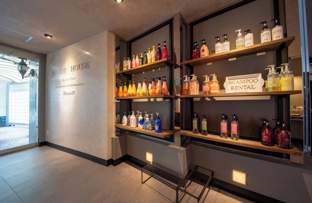 MANORHOUSE - Adult Only