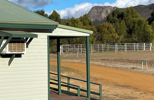 Manyat Peak cottages, Kestrel adults only spa retreat