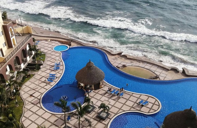 Maravilloso Condominio Frente AL MAR en Las Gavias Grand