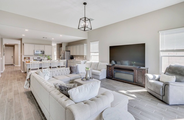 Maricopa Home w/Yard - 1 Mi to Harrah’s Casino!