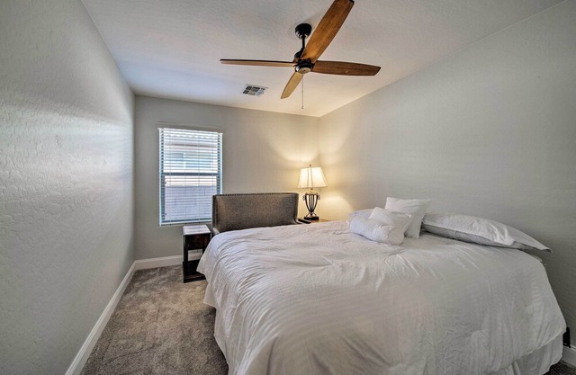 Maricopa Retreat w/ Private Patio & Community Pool