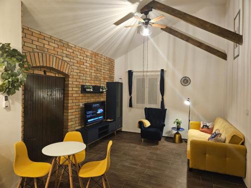Marina Cottage