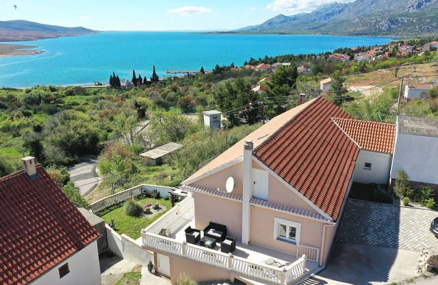 Marina, No 1 Apartment with sea view, terrace and garden - Marina, No. 1