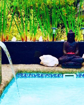 Marina Zen piscina privada