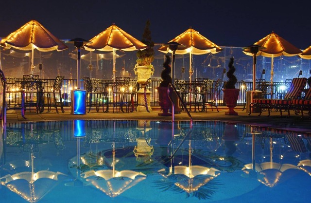 Market Pavilion Hotel