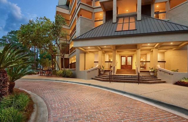 Marriott's Heritage Club 2 bedroom villa. Free golf!