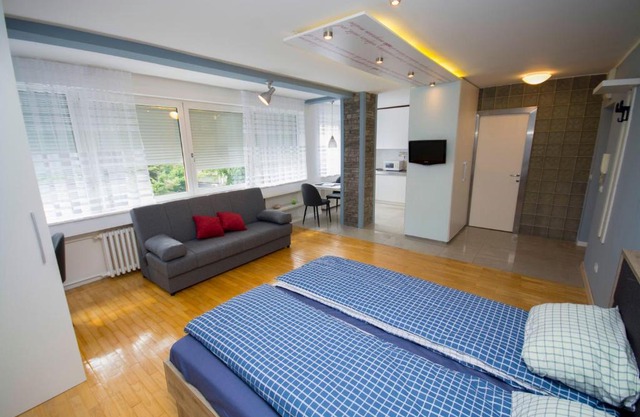 Marshall Downtown Apartment