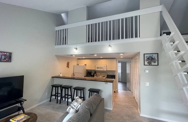 Marvel GulfCondo - One Bedroom Hotel, Sleeps 4