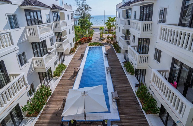 Mary Beach Hotel and Resort