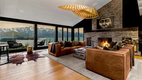 Matakauri House by MajorDomo - Stylish Four Bedroom Villa