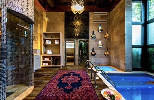 MAYAN PALACE TWO BEDROOM SUITE