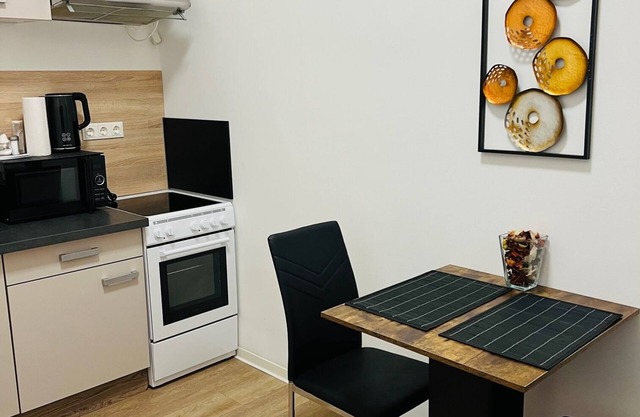 Maybachufer Living: Zentrales 2-zimmer-apartment im Herzen von Berlin