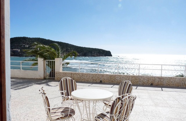 Mazarrón Island House in a privileged and quiet