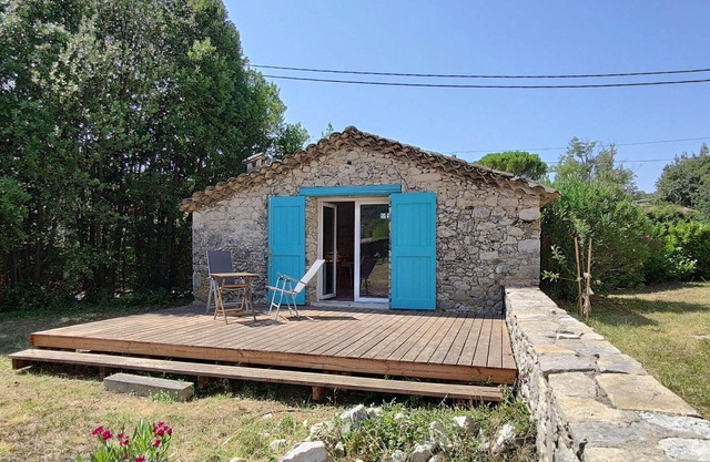 Mazet 1823 : Studio, Proche Centre Village, Terrasse & Jardin