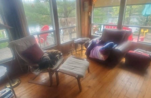 McLaren Island Vacation Cottage