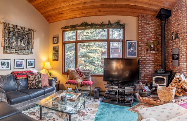 Meadowridge 2+Loft Family Townhome