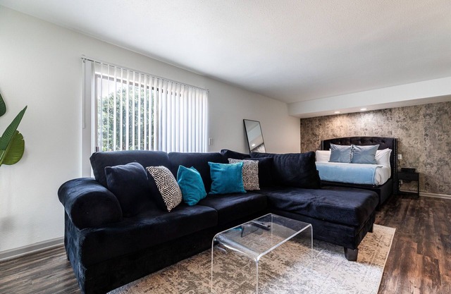 MedCenter Apt Studio: NRG Stadium, Toyota Center, Downtown Houston,Galleria Mall