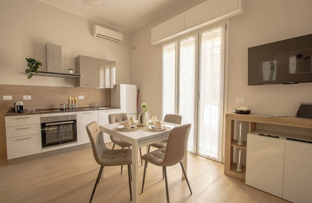 Mia's flat - One Bedroom Apartment, Sleeps 4