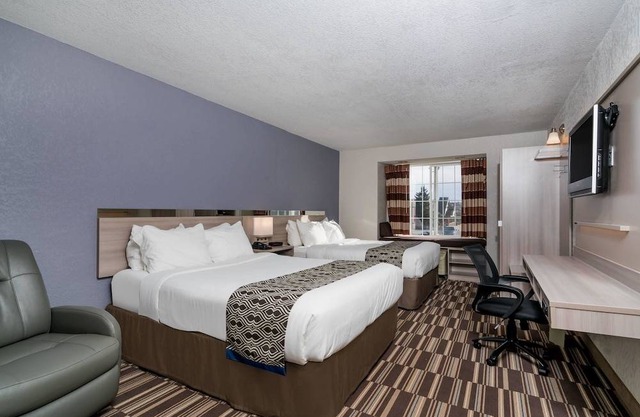 Microtel Inn & Suites by Wyndham Rochester North Mayo Clinic