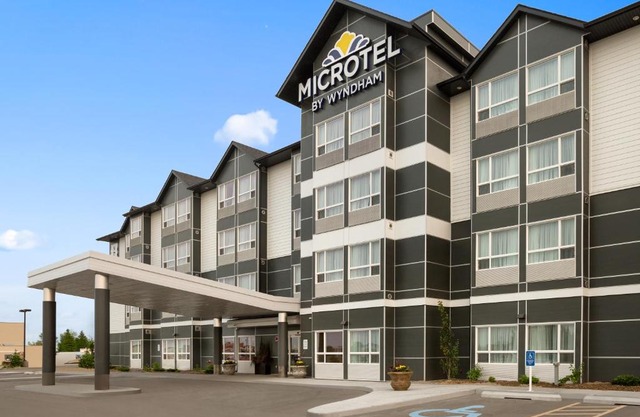 microtel inn and suites