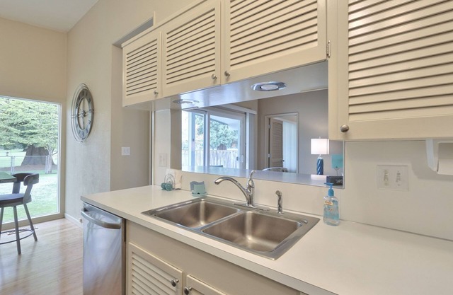 Midcentury Modern Retreat