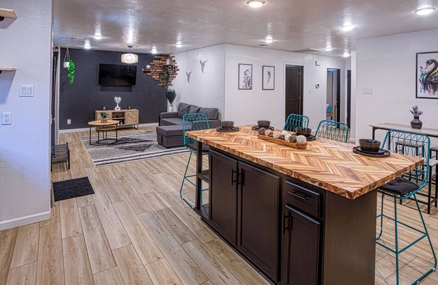 Midcities 20 Mins AT&T Stadiumnn