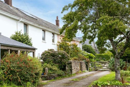 Middle Cottage - Tranquil cottage ideal for walkers