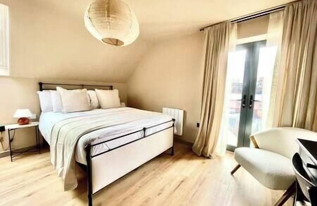 Midland Suites- Apartment 6