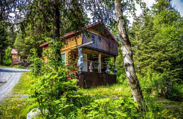 Midnight Sun Log Cabins