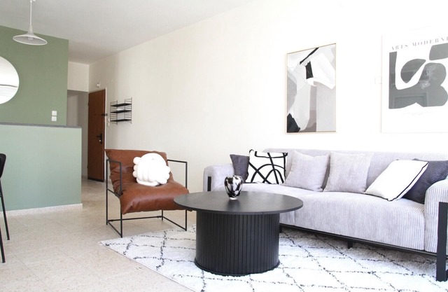 MIKLAT Tranquil & Charming Apt near Hayarkon Park by FeelHome