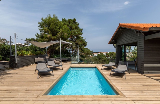 MILADY · KEYWEEK Villa with Pool, Ocean Views in Biarritz