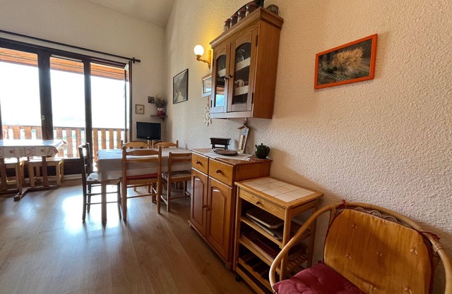 Mini T2 Duplex with balcony in Barcelonnette, 1 km from center, ideal for 4, No pets